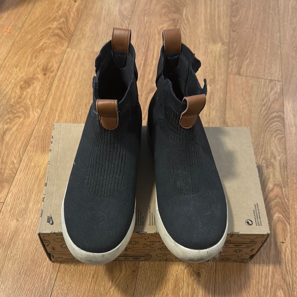 Vessi Black and Brown Women's Shoes